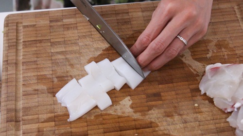 Món mực xào su su đổi vị cho cả nhà - Hình 2