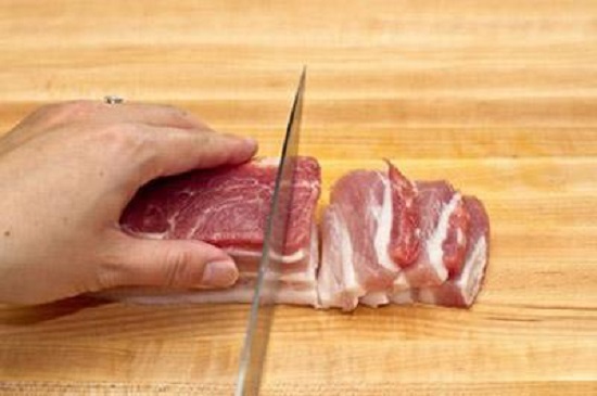 Món xôi khúc nếp than dẻo bùi béo ngậy - Hình 2