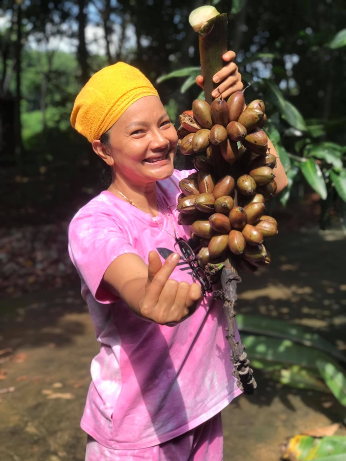 Sao Việt tận hưởng cuộc sống nông dân - Hình 1