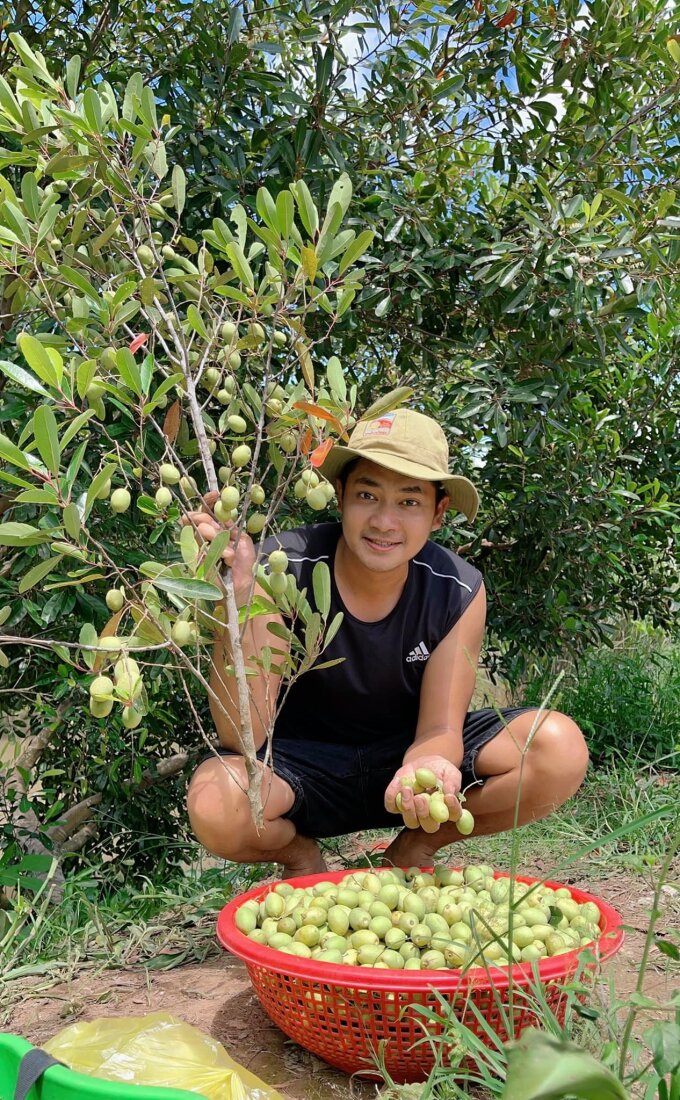 Sao Việt tận hưởng cuộc sống nông dân - Hình 17