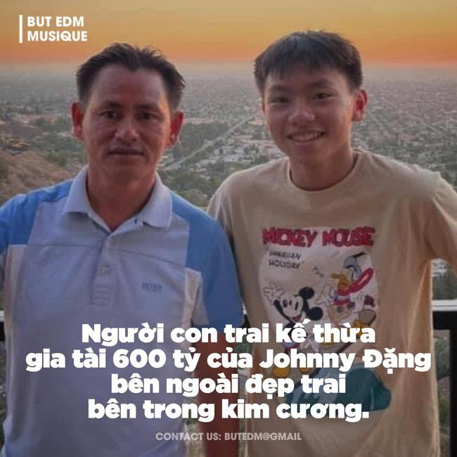 Con trai Johnny Đặng không biết nói tiếng Việt, hỏi 1 đằng trả lời 1 nẻo cực sốc - Hình 3