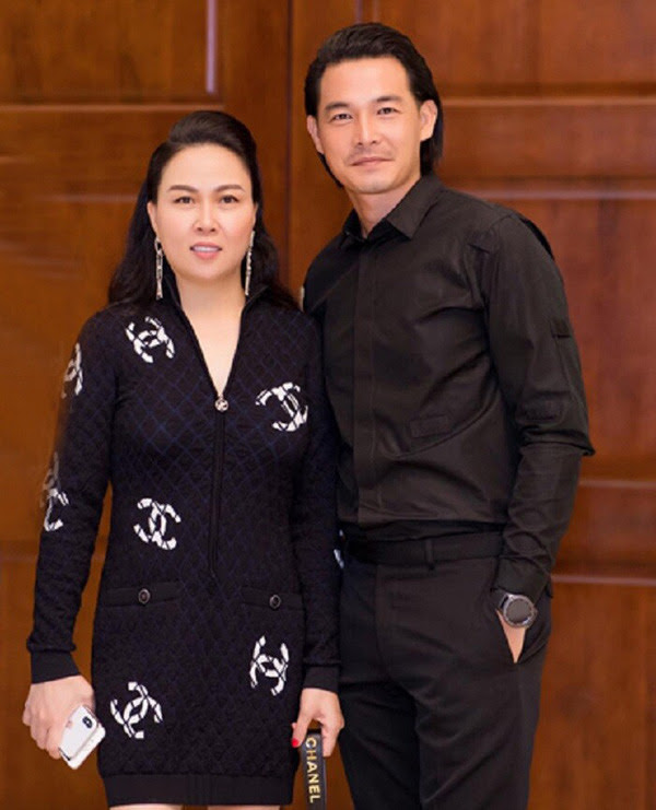 Chi Pu lộ điểm bất thường trên cơ thể, Quách Ngọc Ngoan tái xuất khác lạ hậu chia tay Phượng Chanel - Hình 3