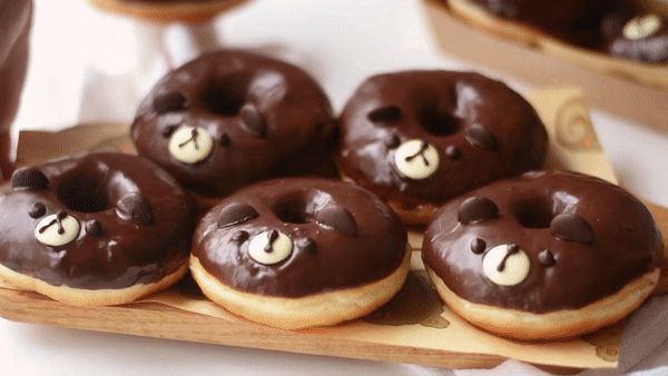 Chỉ cần mẹo này ai cũng làm được bánh donut mềm xốp cực ngon mà không cần lò nướng! - Hình 11