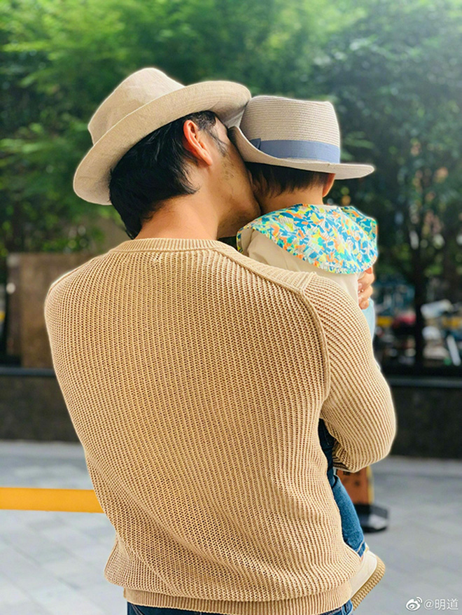 Minh Đạo: Hoàng Tử Ếch phụ mẹ bán cá, khổ sở vì anh trai túng quẫn giết cả gia đình, liệu giờ sống ra sao sau 1 năm biến cố? - Hình 19