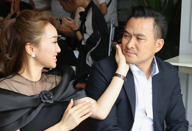 Chi Bảo - Tài tử Đồng tiền xương máu 2 lần đổ vỡ mới viên mãn bên mỹ nhân kém 16 tuổi siêu giàu - Hình 10