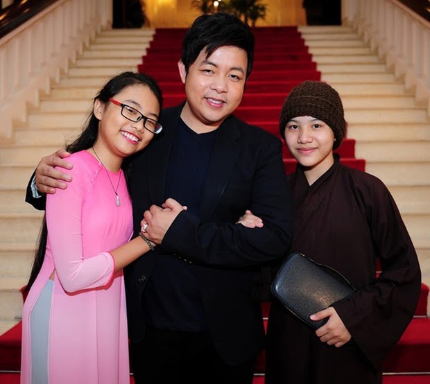 Tiểu ni cô Tịnh thất Bồng Lai đạt Á quân The Voice Kids, con nuôi Quang Lê giờ ra sao? - Hình 5