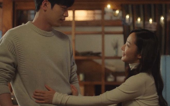 7 chuyện tình lệch tuổi được yêu thích nhất màn ảnh Hàn: Đôi chú cháu của Gong Yoo liệu có ngọt được bằng couple chênh 17 tuổi? - Hình 7