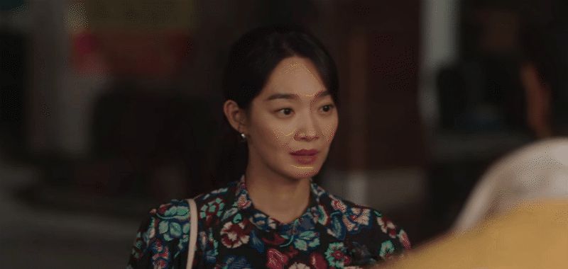 Kim Seon Ho bị Shin Min Ah đánh bầm dập, tưởng anh chị hẹn hò ở Hometown Cha-Cha-Cha rồi mà? - Hình 10