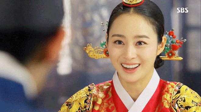 Chết mê 6 Hoàng hậu đẹp khó cưỡng ở phim Hàn: Anh hậu Shin Hye Sun lầy muốn xỉu, số 4 xứng danh huyền thoại - Hình 6