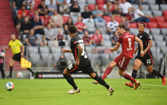 Bayern Munich thua ngược Frankfurt trên sân nhà - Hình 3