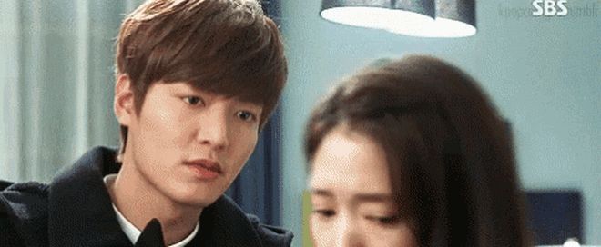 Sởn da gà với 5 màn tỏ tình sến sẩm của phim Hàn: Lee Min Ho sến chúa, Song Joong Ki điêu thấy sợ luôn! - Hình 2