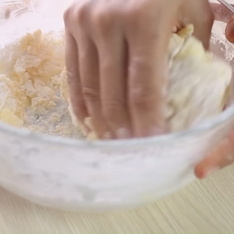 Cách làm bánh quẩy sâu thơm ngon, giòn rụm dễ làm tại nhà - Hình 8
