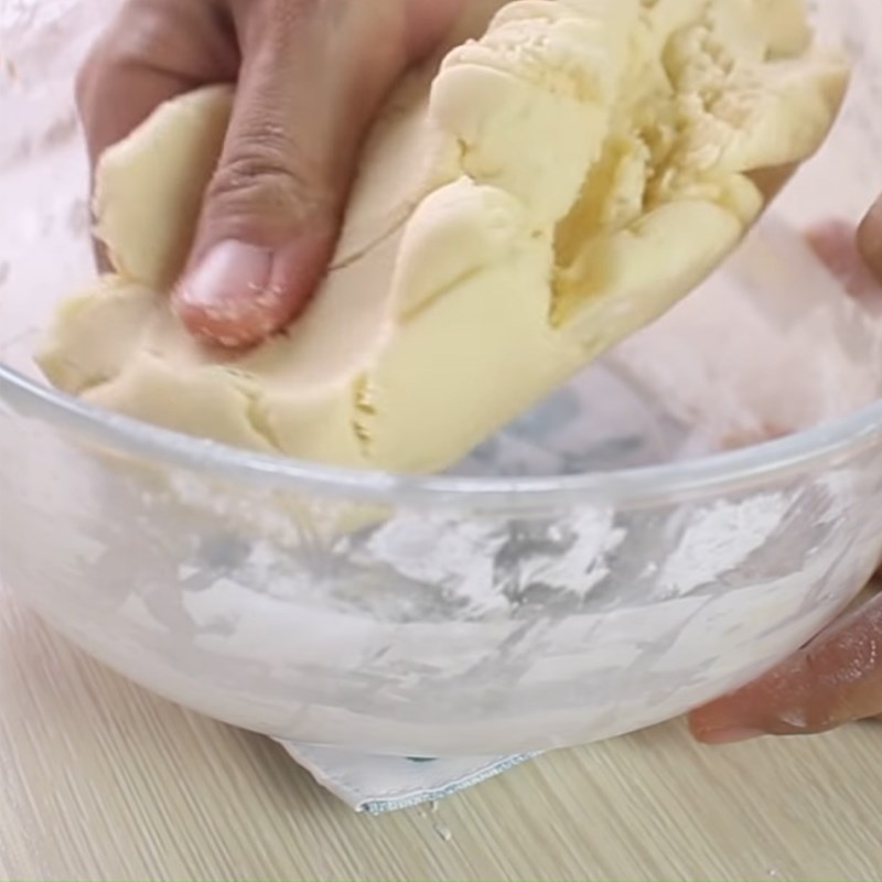 Cách làm bánh quẩy sâu thơm ngon, giòn rụm dễ làm tại nhà - Hình 9