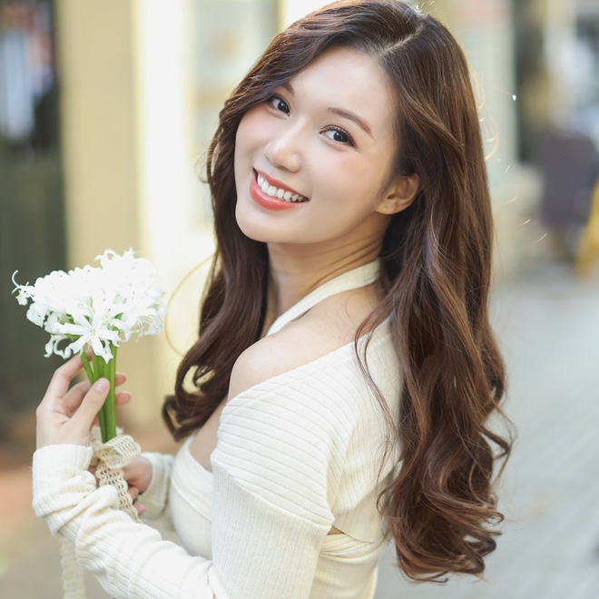 Ngắm vẻ ngoài lung linh của cặp đôi trai tài gái sắc trong Phố trong làng - Hình 12