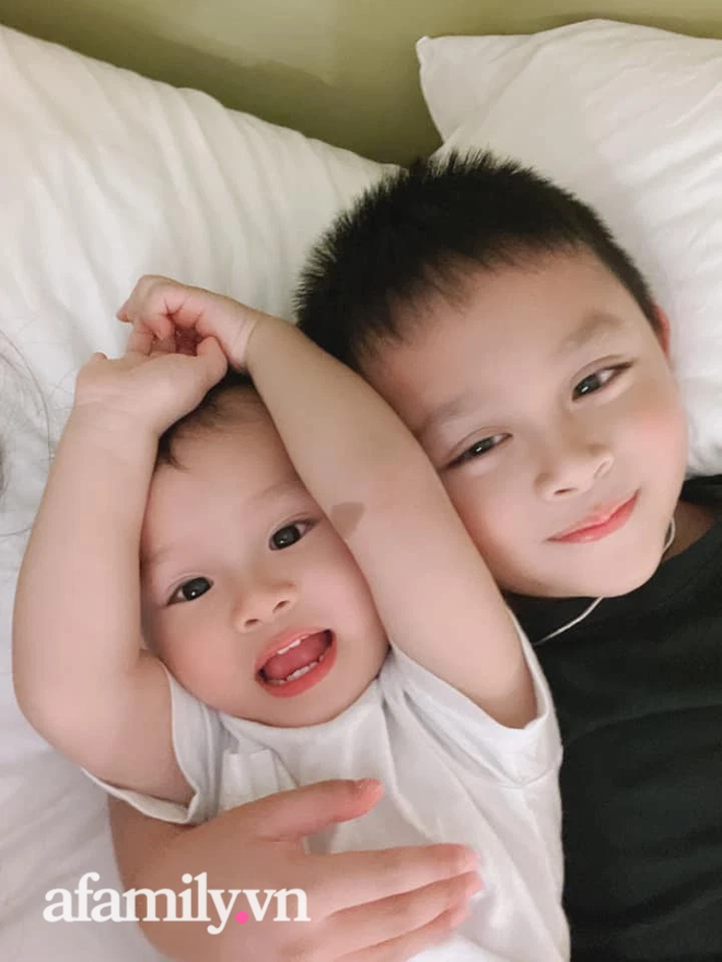 Nhìn qua bức ảnh tưởng 4 chị em nhưng sự thật phía sau khiến ai cũng giật mình - Hình 6