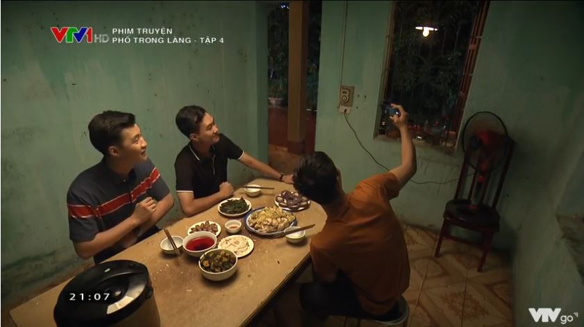 Phố trong làng tập 4: Cười ngất trước phản ứng về bài ca muôn thuở ở nông thôn Cháu nhà tôi ngoan lắm - Hình 5