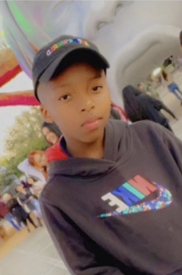 Tình tiết vụ Astroworld: FBI vào cuộc, nạn nhân nhỏ nhất 9 tuổi, thật hư chuyện Travis Scott đi dự tiệc của Drake - Hình 1