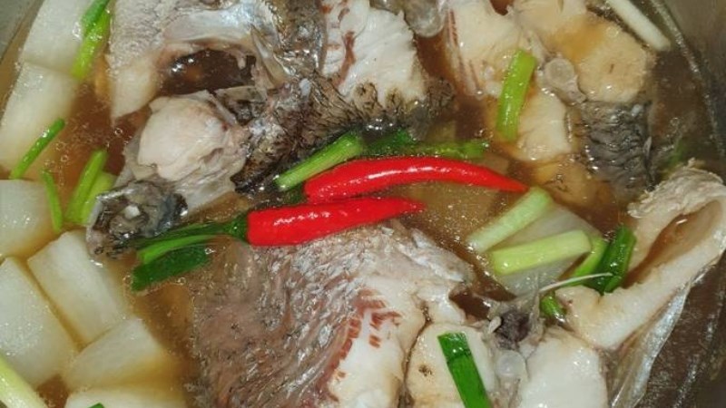 Tổng hợp 17 cách làm cá kho lạt ngon dễ làm hấp dẫn cho bữa ăn - Hình 14