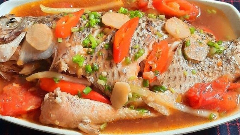 Tổng hợp 17 cách làm cá kho lạt ngon dễ làm hấp dẫn cho bữa ăn - Hình 15