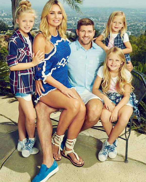 Vợ đẹp con xinh của cựu danh thủ Steven Gerrard - Hình 2