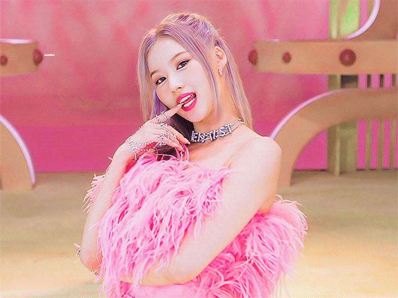 HOT: TWICE chính thức comeback, khoe visual đỉnh cao trong MV SCIENTIST - Hình 3