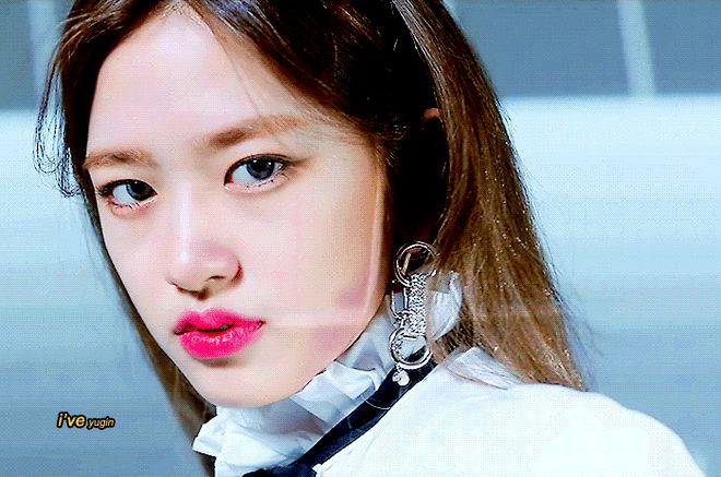 Girlgroup toàn mỹ nhân sau BLACKPINK - TWICE tung teaser, netizen choáng váng vì nhóm đã đẹp lại còn... toàn chân phái - Hình 9