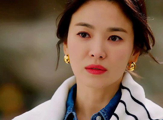 Song Hye Kyo bị chê diễn xuất dở tệ, nói tiếng Pháp như đấm vào tai khán giả, netizen hùa theo ủa giờ mới thấy đơ hả trời - Hình 1