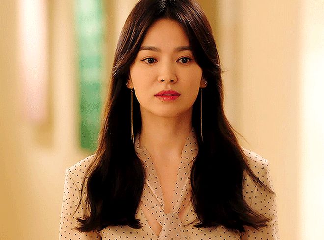 Phim của Song Hye Kyo bùng nổ tranh cãi: Kịch bản cũ mèm, bà chúa rating mà thành tích chả tới đâu? - Hình 4