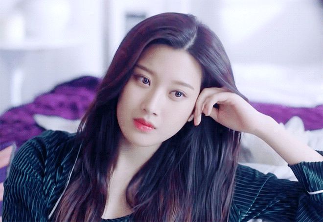 7 lần nữ phụ phim Hàn giật spotlight nữ chính: Kim Ji Won át vía Park Shin Hye, Song Hye Kyo cũng suýt bị lép vế - Hình 27