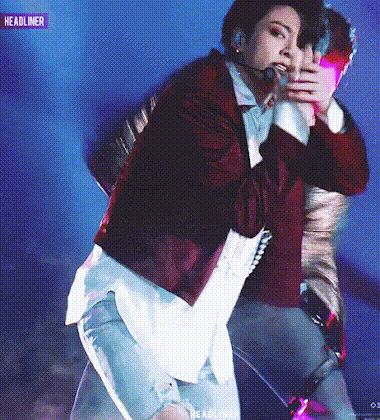 Cứ sang Mỹ, Jungkook lại bung tỏa visual: Gây bão Grammy với gương mặt sắc như dao, náo loạn BBMAs chỉ nhờ 6 múi bức thở - Hình 21