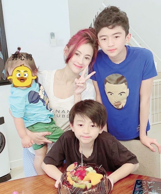 Trương Bá Chi tiết lộ thái độ của con trai Tạ Đình Phong với em út khác bố gây bất ngờ - Hình 5