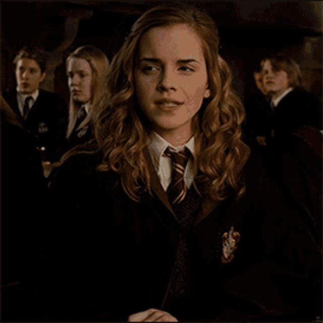 Vài giây lướt qua show của Adele, Emma Watson gây bão MXH vì visual cực phẩm: Hermione xinh như mộng trở lại rồi! - Hình 8