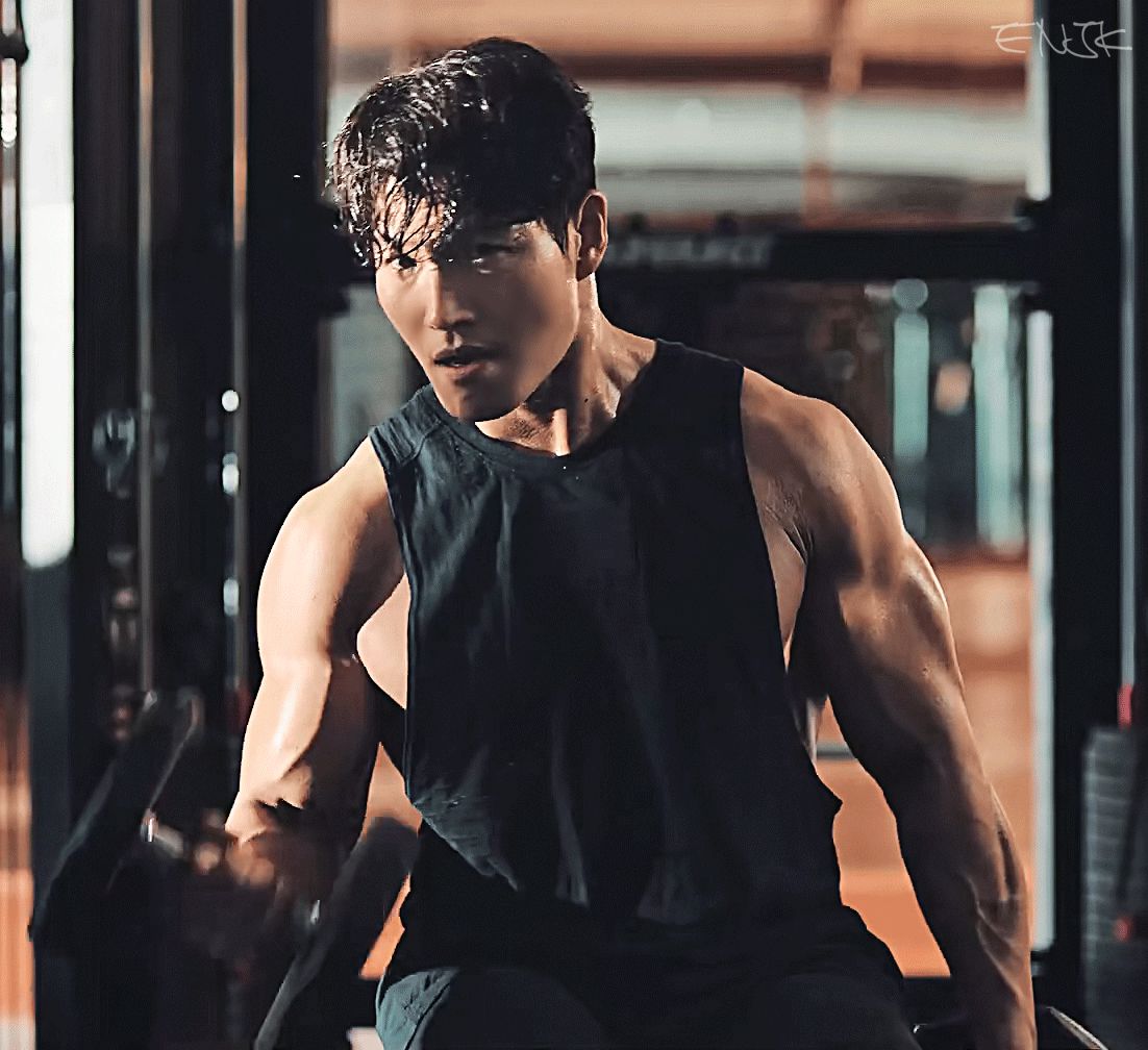 Vì sao nói Kim Jong Kook là nỗi khiếp sợ của dàn sao Running Man từ Hàn sang Việt? Nhìn body và khoảnh khắc hoảng hồn này là rõ! - Hình 13