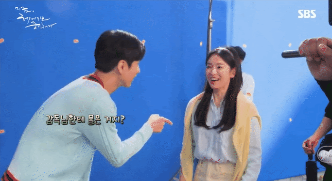 Song Hye Kyo cưa sừng làm nghé nhưng thất bại thảm hại, tình bể bình với Jang Ki Yong ở hậu trường - Hình 1