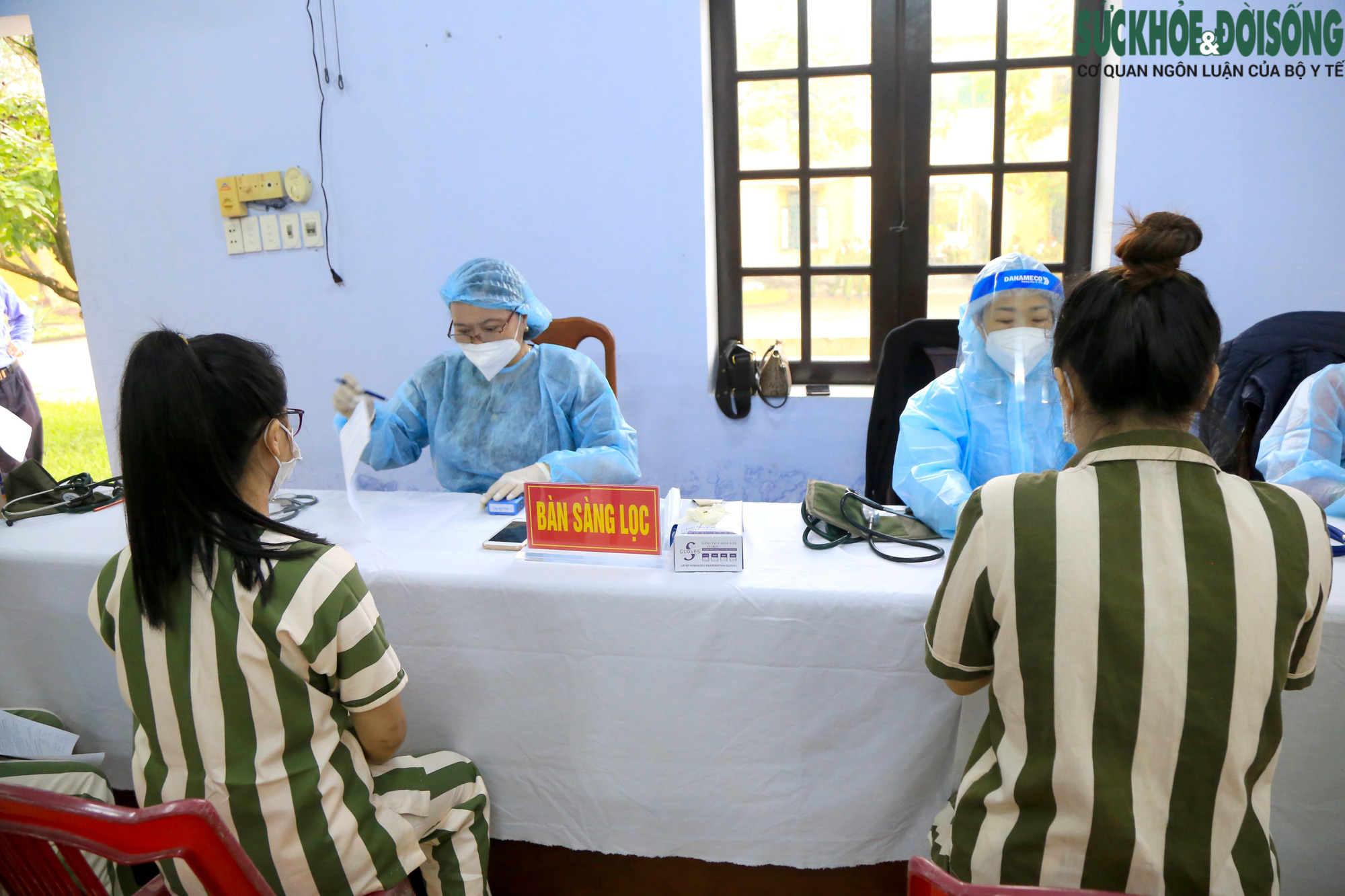 thua thien hue tiem vaccine phong covid 19 cho hang tram pham nhan 9f7 6178716