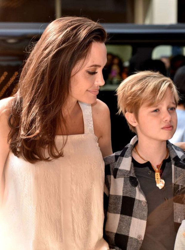 What is spectacular puberty?  Looking at Angelina Jolie's daughter with her transformation from tomboy to little beauty, making the whole world admire, it's enough to understand!  - Figure 10
