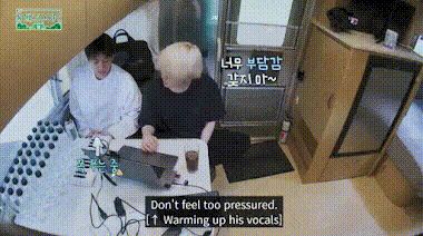 BTS: Jungkook và Suga sáng tác ngay cả khi đi nghỉ dưỡng - Hình 3