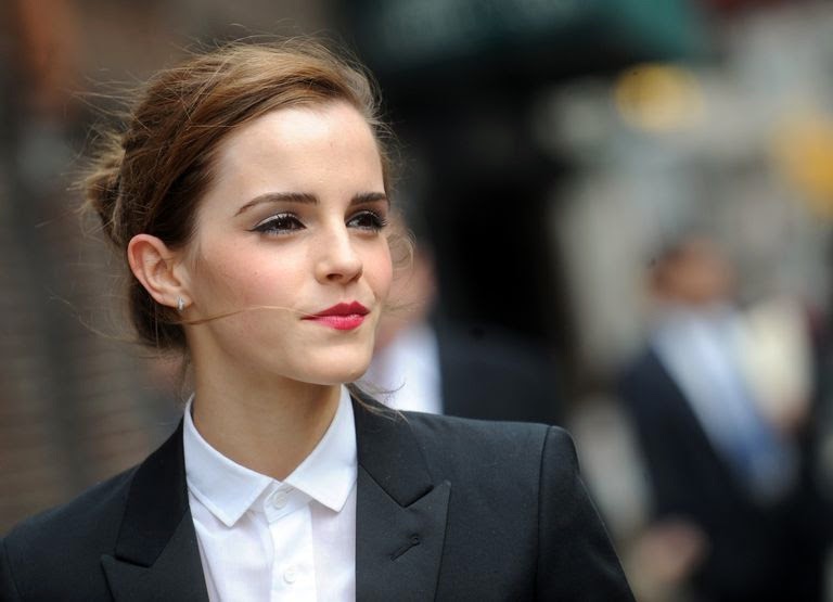 Emma Watson keo nhất Hollywood, giàu nứt vách vẫn đi xe buýt, tiêu 1 đồng cũng phải nghĩ - Hình 2