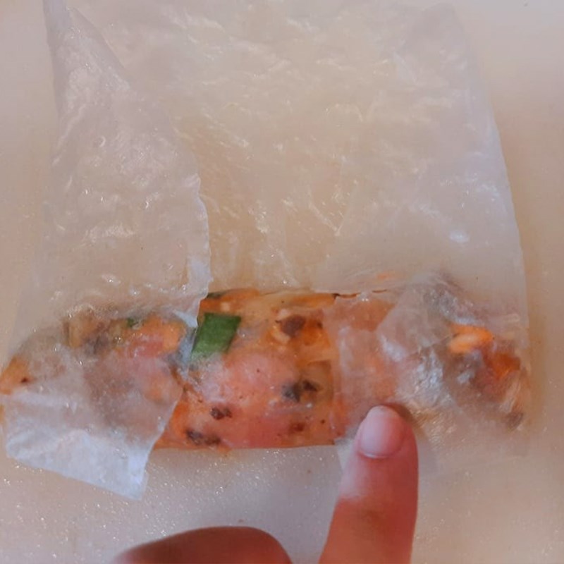 2 Cách làm chả giò nhân thịt gà với nấm và khoai tây vàng giòn rôm rốp - Hình 14