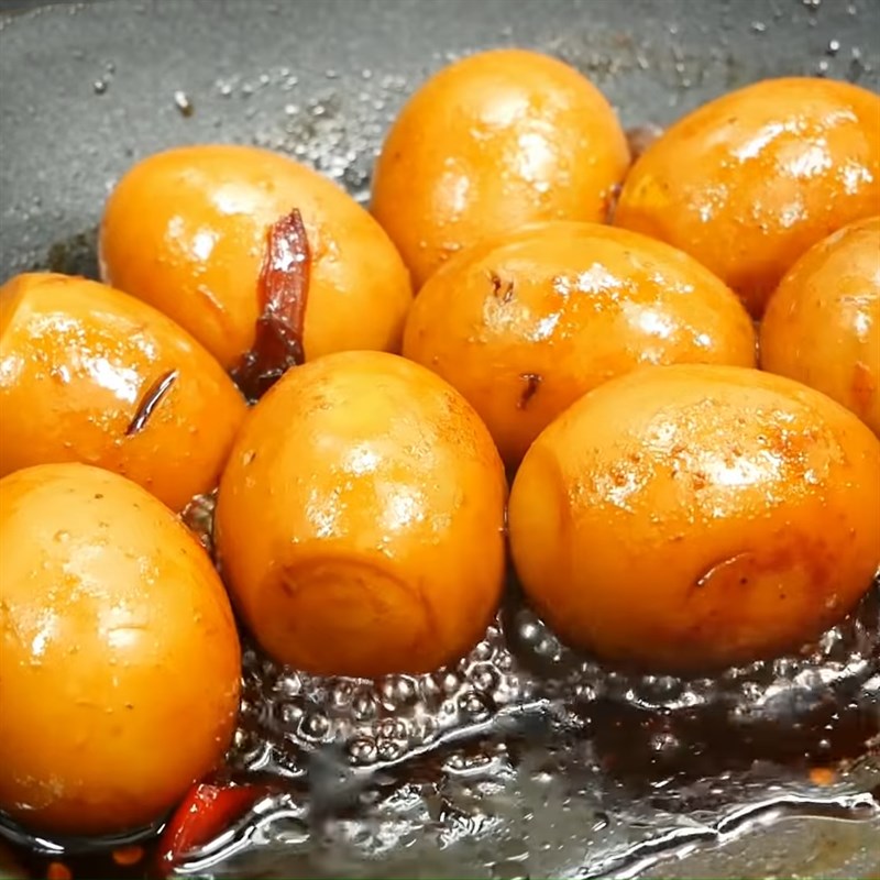 2 cách làm trứng kho siêu đơn giản bắt cơm ai ăn cũng mê - Hình 8