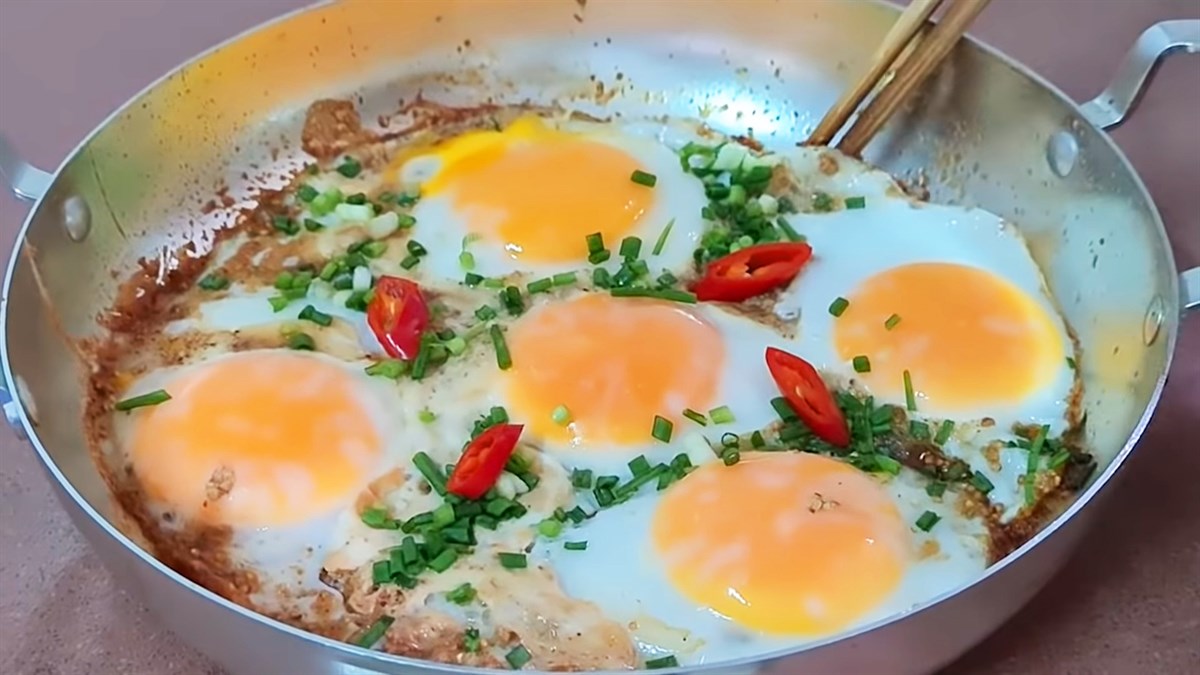 2 cách làm trứng kho siêu đơn giản bắt cơm ai ăn cũng mê - Hình 11