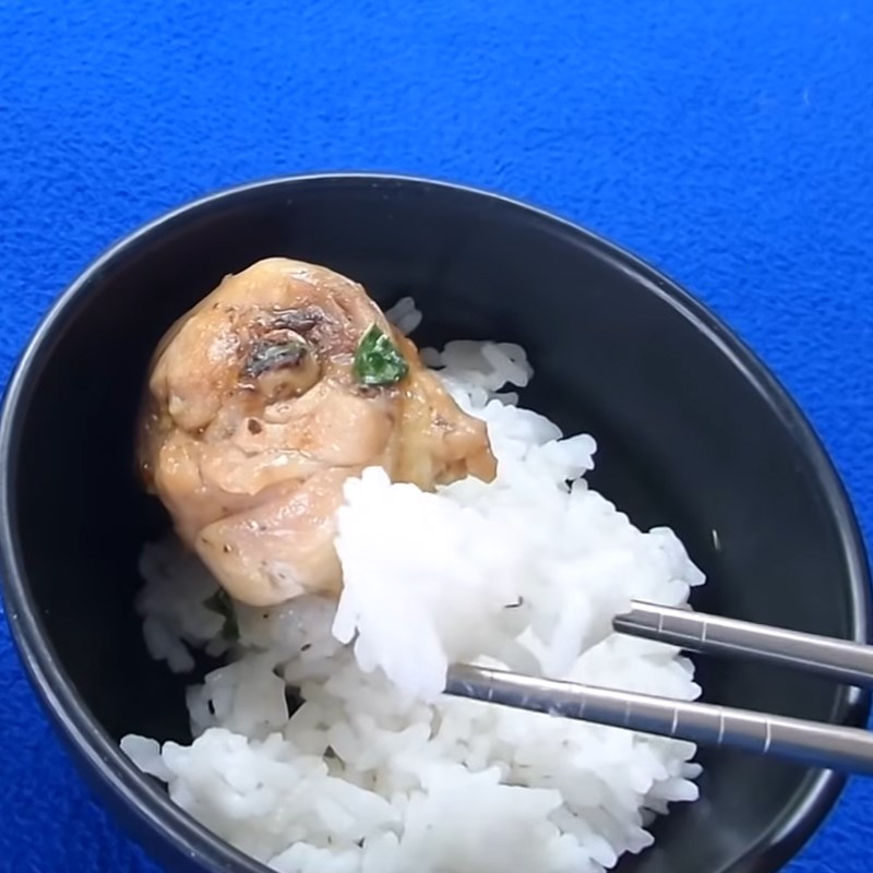 Cách làm gà kho rau răm thơm ngon đơn giản, cực lạ miệng - Hình 12