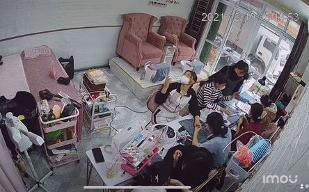 Cô gái đang làm nail bỗng co giật, bất tỉnh: Hãy chú ý phản ứng của người xung quanh! - Hình 1