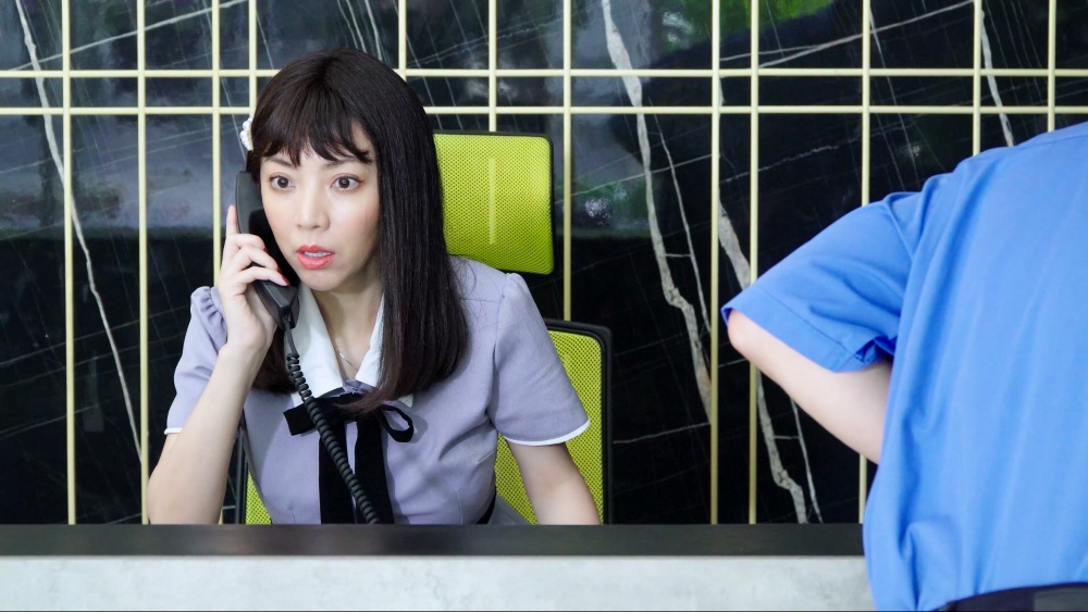 Đi rêu rao sếp bán công ty bỏ trốn sang nước ngoài, Thu Trang suýt gây họa lớn - Hình 1