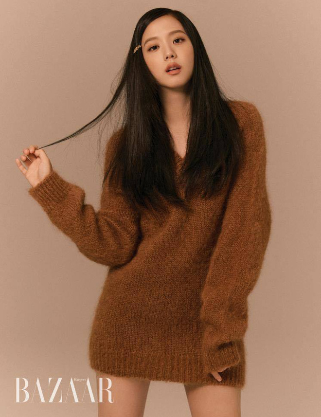 Jisoo đẹp xỉu ở hậu trường tạp chí với Jung Hae In: Biến mọi khung hình thành A-cut, lộ cả cơ bụng số 11 căng đét - Hình 12