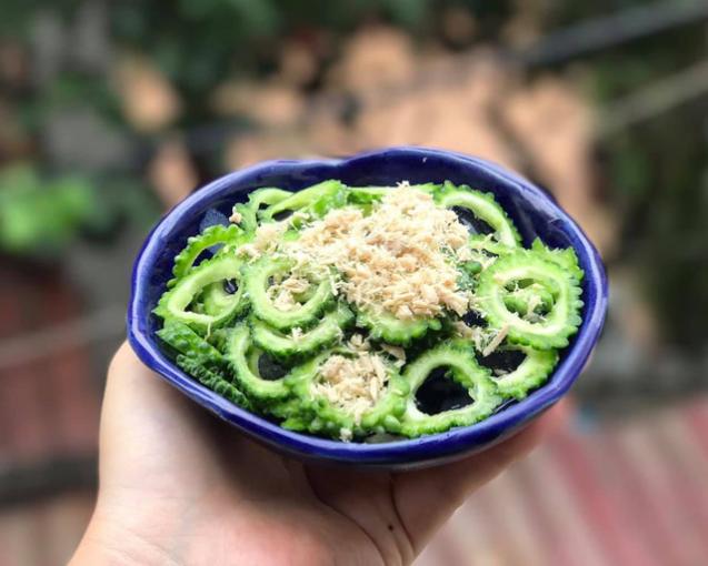 Lạ kì mâm cơm toàn món thân quen lại khiến hội chị em chia làm 2 phe: Người nghiền ăn bao nhiêu cũng không đủ, người thì nhất định không chịu ăn - Hình 8