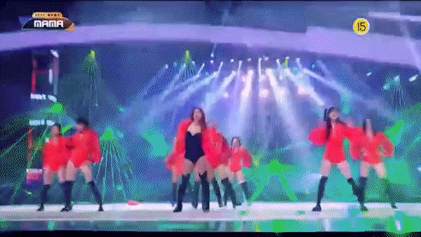 MAMA không BTS, không TWICE nhưng may quá vẫn còn nữ hoàng sexy Lee Hyori: Sân khấu cháy nhất là đây chứ đâu! - Hình 7