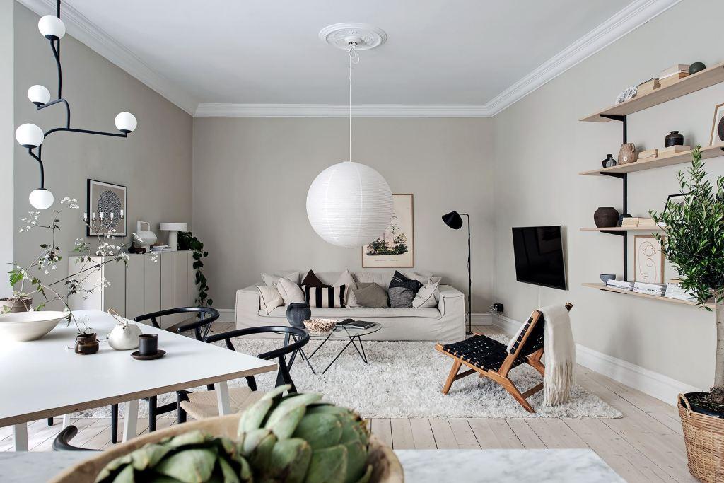 Mãn nhãn với không gian sống thanh lịch, tiện nghi trong căn hộ 68m² của người phụ nữ u55 - Hình 1