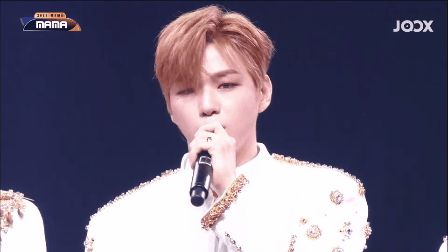 Nổi da gà với màn comeback của Wanna One sau 3 năm tan rã, 1 bài hát được làm mới hoàn toàn gây bất ngờ - Hình 7