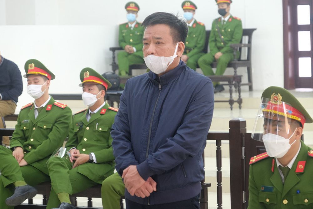 Ông Nguyễn Đức Chung: Không biết sau này có về được đến nhà để tiễn đưa bố mẹ - Hình 1